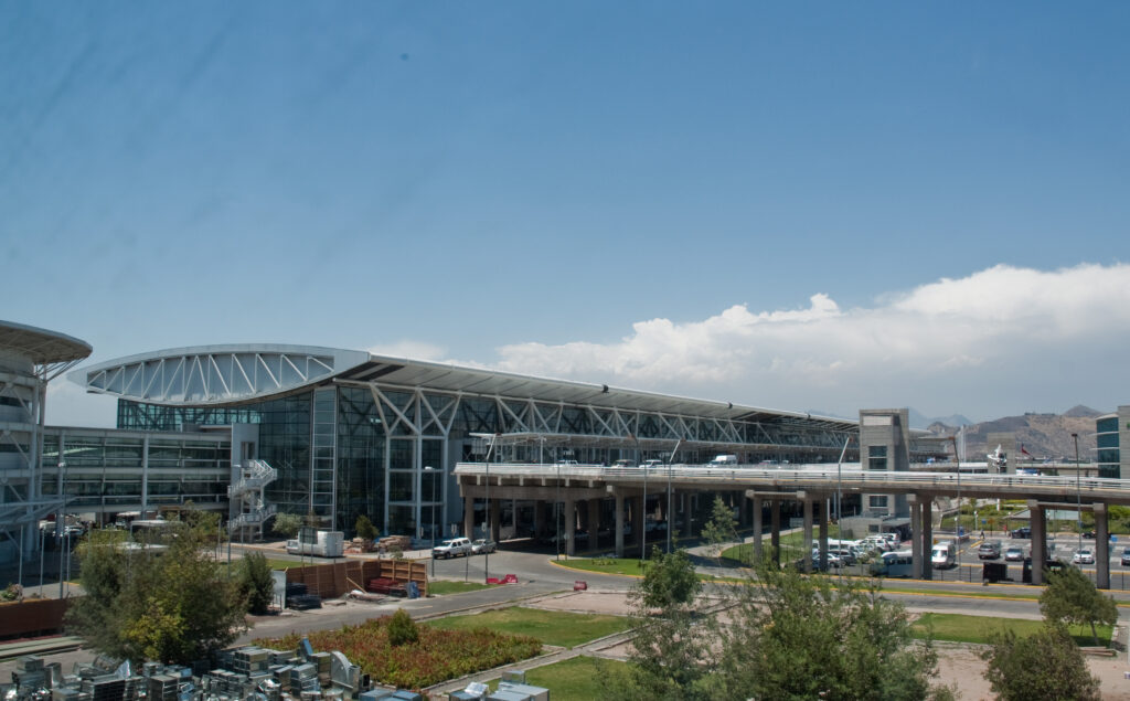 Terminal de aeropuerto en Santiago, transfer aeropuerto SCL con Transportes DAEX